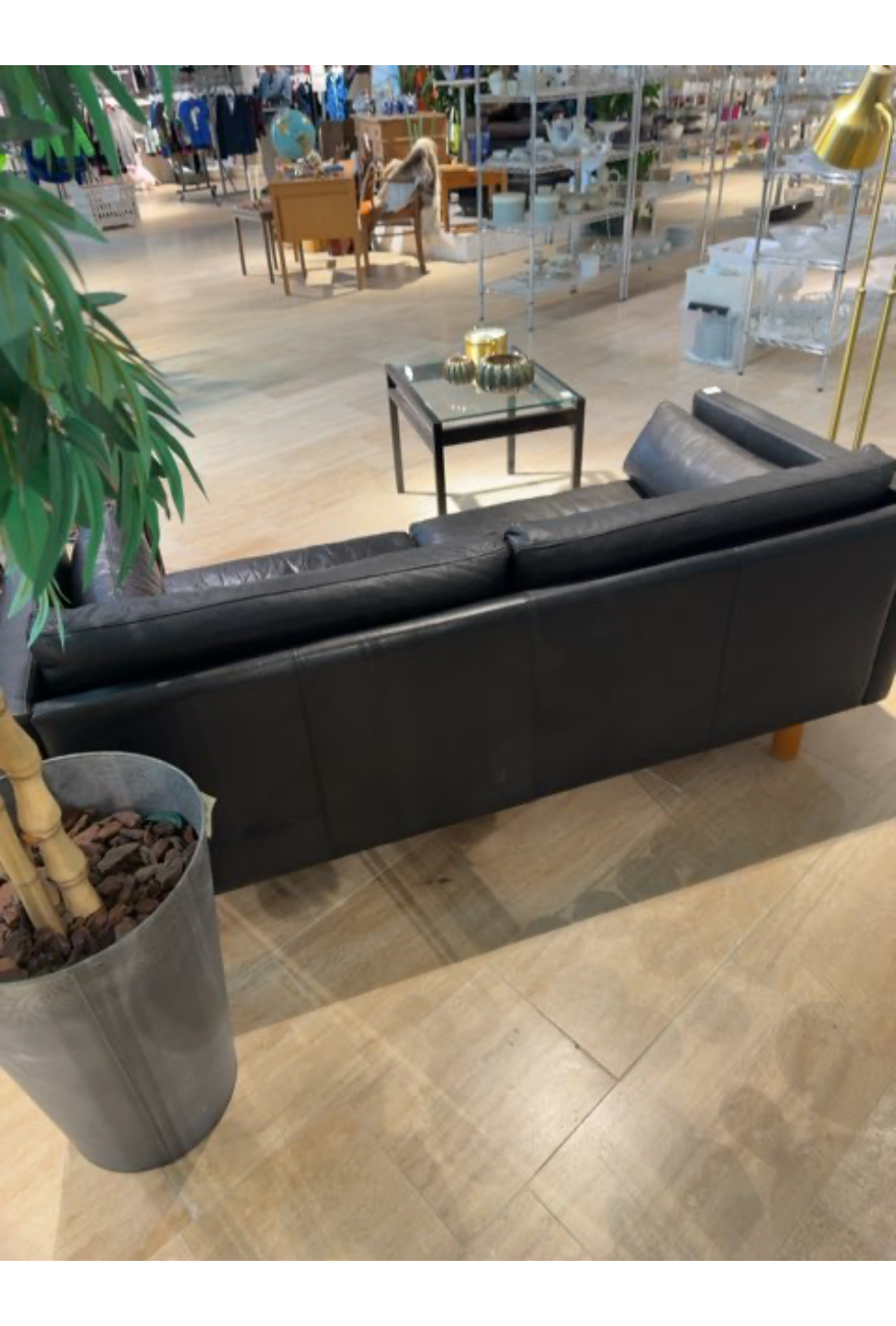 Sofa i sort læder